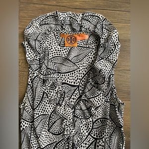 VGUC Tory Burch Sleeveless Silk Top